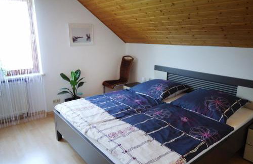 Ferienhaus Baier Wohnung mit Balkon und Schwedenofen für gemütliche Abende am Kamin - Foto 4