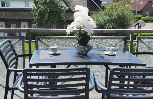 Schaake Hooksiel - Charmante Reetdachwohnung & Kostenfreier Parkplatz - Foto 14