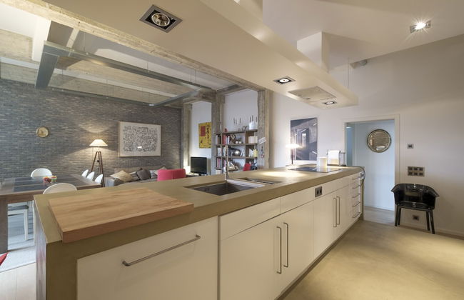 The Monarch - Foto 10