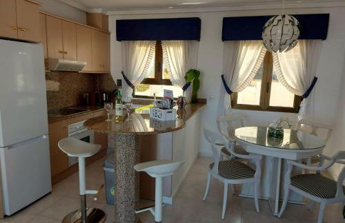 Casa Prins 2-bed apartment with stunning views - Photo 19