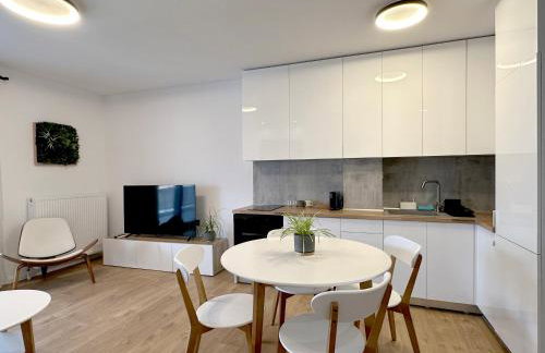 On the Edge - Suites & Apartments - Photo 52