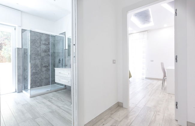 New & Stylish two Bedroom Apartment with Balconies - Foto 24