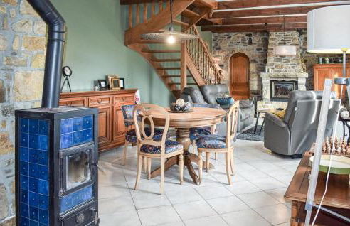 Awesome Home In Trézélanbégard - Foto 35