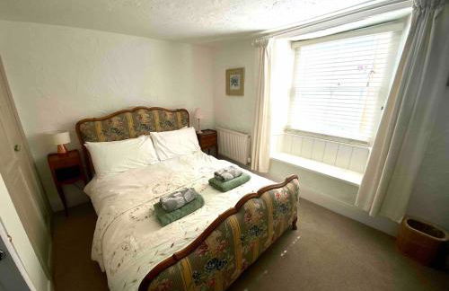 Quirky fisherman's cottage by the sea in Brixham - Photo 12