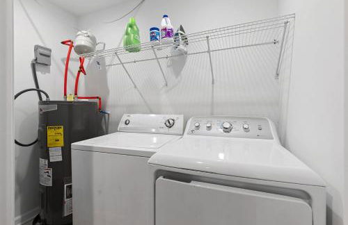 Family-Friendly 2BR Getaway - Foto 11