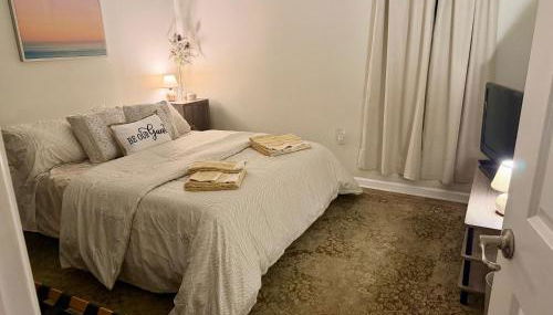 Cozy Cabin Vibe in the City - Foto 4