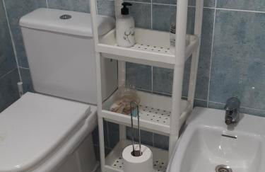 Amanecer marino, solo a 5 minutos andando de la playa - Photo 7