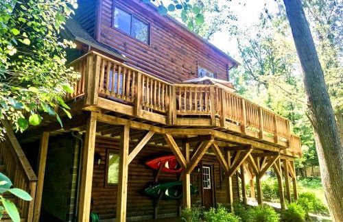 Cozy and Spacious Log Cabin Rental near Burt Lake State Park in Michigan - Foto 7