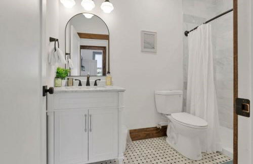 Spacious Historic 8-Bedroom Manor in Short North - Perfect for Large Groups - Foto 18