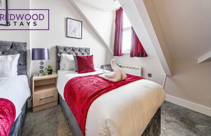 Everest Lodge Serviced Apartments for Contractors & Families, Free WiFi & Netflix By Redwood Stays - Foto 24