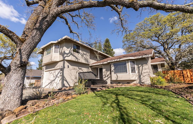 Jasmine by Avantstay Entertainers Paradise w Hot Tub Pool Table Large Patio - Foto 29