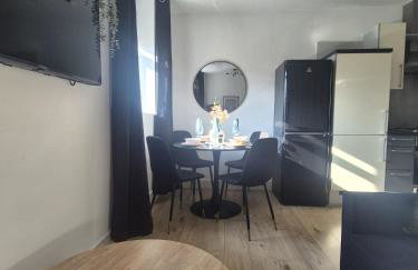 30 percent off! Lovely Yorkshire Duplex - Sleeps 6 - Netflix - Foto 4