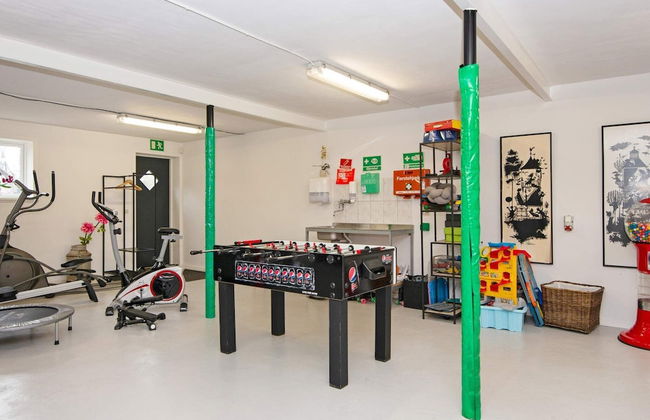 8 Person Holiday Home in Henne - Foto 16