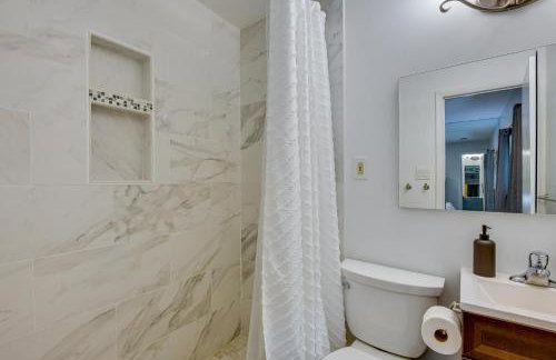 Pasadena Hideaway with Game Room and Fire Pit! - Foto 24