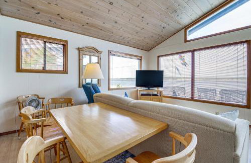 Beachfront Whidbey Island Home and Apartment! - Foto 9