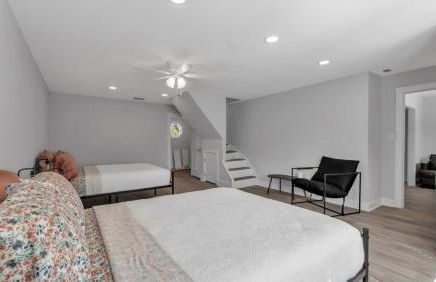 6 Bedroom with Guest House Walk to Lake & Shops - Foto 30