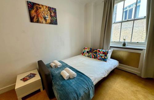 Buckingham Palace Townhouse, UNIQUE location - Foto 6