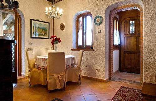 Cottage in Italy With Alpine Fireplace - Foto 3