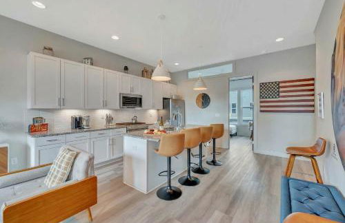 Rooftop Deck Grill Ping Pong Near Downtown Nashville - Foto 3