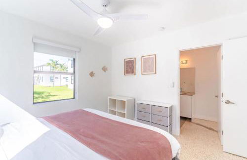 Renovated Apts with Kitchen, Fast WiFi, Smart TV, Roku & Pool Onsite 4 mi to Surfside Beach - Foto 46