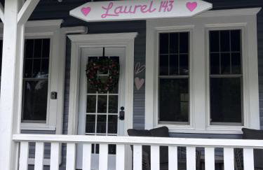 Lakefront Couples Retreat in the Poconos - Foto 49
