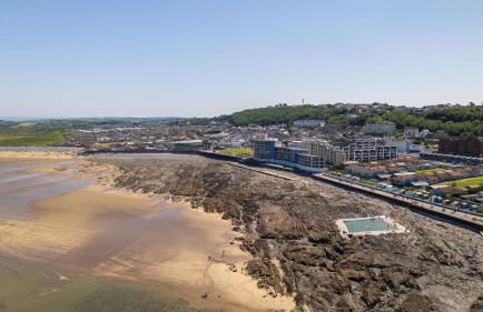 Ivy Cottage with Sea Views - Foto 17