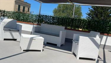 Mondello beach house with terrace 2 steps from the sea - Foto 3