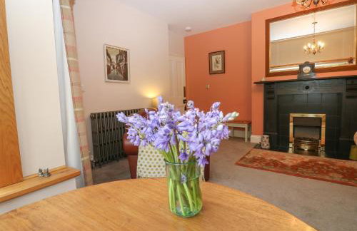 Plum Tree Cottage - Photo 8