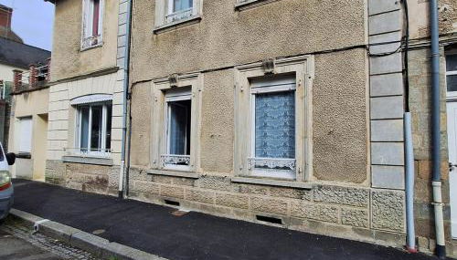 Studio 3ème étage - Centre-ville - Local vélos disponible - Foto 3