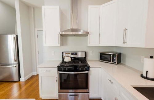 Jennifer's Penthouse Panoramic City Views w Deck - Foto 7