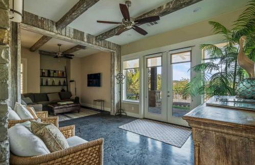 Lake Travis Retreat - 5BR with BBQ & Pickleball - Foto 7