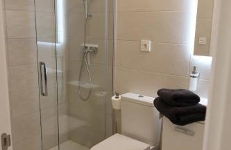 TOPLAGE Marbella Neubau Luxus-Apartment, Strand und Altstadt in Minuten zu Fuss - Photo 31