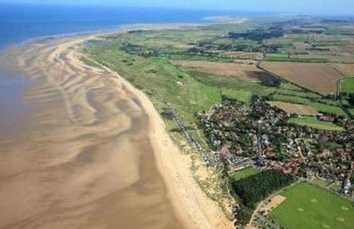 Gorgeous Cottage by the sea sleeps 10 5 bed 4 bath - Foto 26