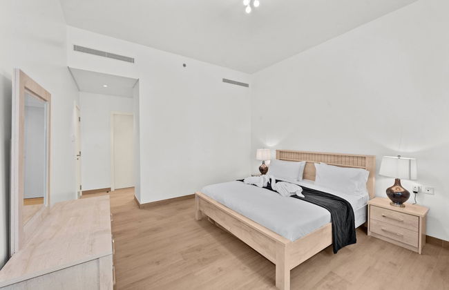 La Mer La Cote Bldg 2bdrms and Pool - Photo 7