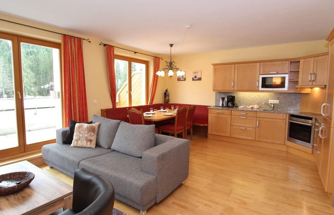 Chalet in Saalbach Near Ski Lift - Foto 6