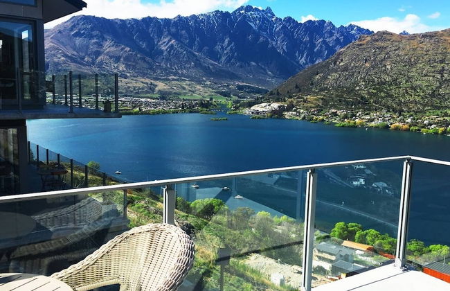 Remarkable Lake View Townhouse Queenstown Hill - Foto 24
