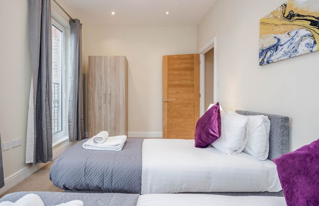 Luxury 2 Bedroom Apartments with Parking - Foto 16