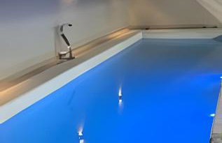 Casa Com Piscina a 8min da praia - Foto 1