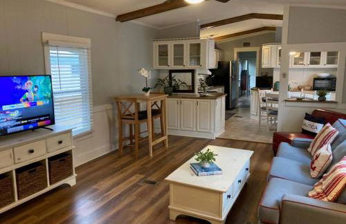 Beaufort SC New Renovation, Close to Parris Island, Historic Downtown, Beautiful Beaches, Sleeps 6 - Foto 1