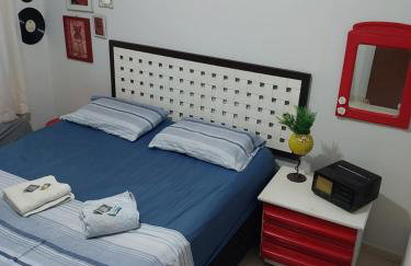 Kit net 8 com ar condicionado cama Queen - Foto 1