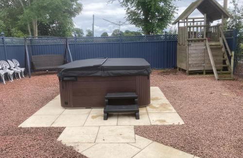 Marshill Farmhouse - Photo 8