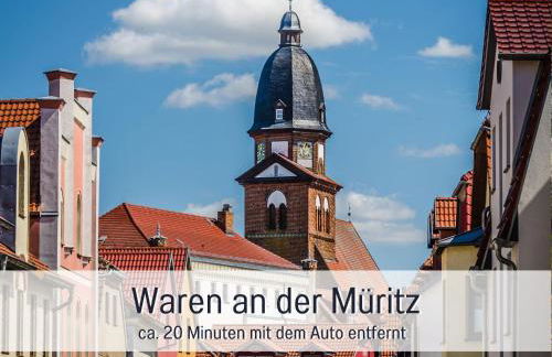 Strandhaus Mathea - ruhige Lage direkt am Fleesensee - Parkplatz, Kamin, Sauna - familienfreundlich - Foto 39