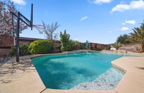 Villa 1 level on half acre 12-min to Strip - Foto 9