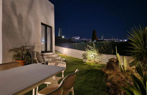 Airy 3br, AC, Garden, 2min Strip, 8min Oura Beach - Foto 34