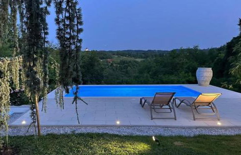 Amazing Apartment In Pologi - Foto 7