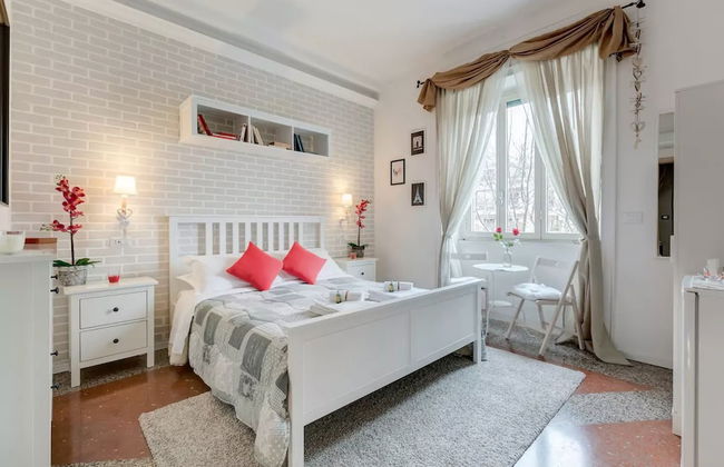 Moonlight Inn Guest House - Photo 6