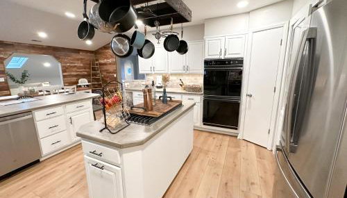 Group House Sleeps 26 THE ATTIC - 2 Miles to Cedar Point - Foto 2