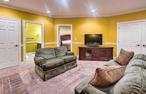 Extravagant Atglen Manor with Private 60-Acre Land! - Foto 26