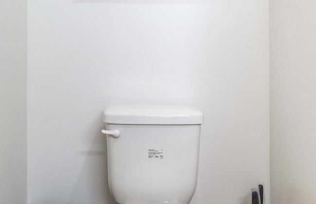 Brand New Suite in Kansas City - Photo 41