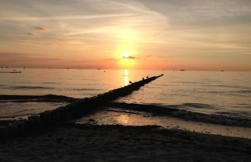 Bungalow in Alt Bukow Near the Beach - Photo 41